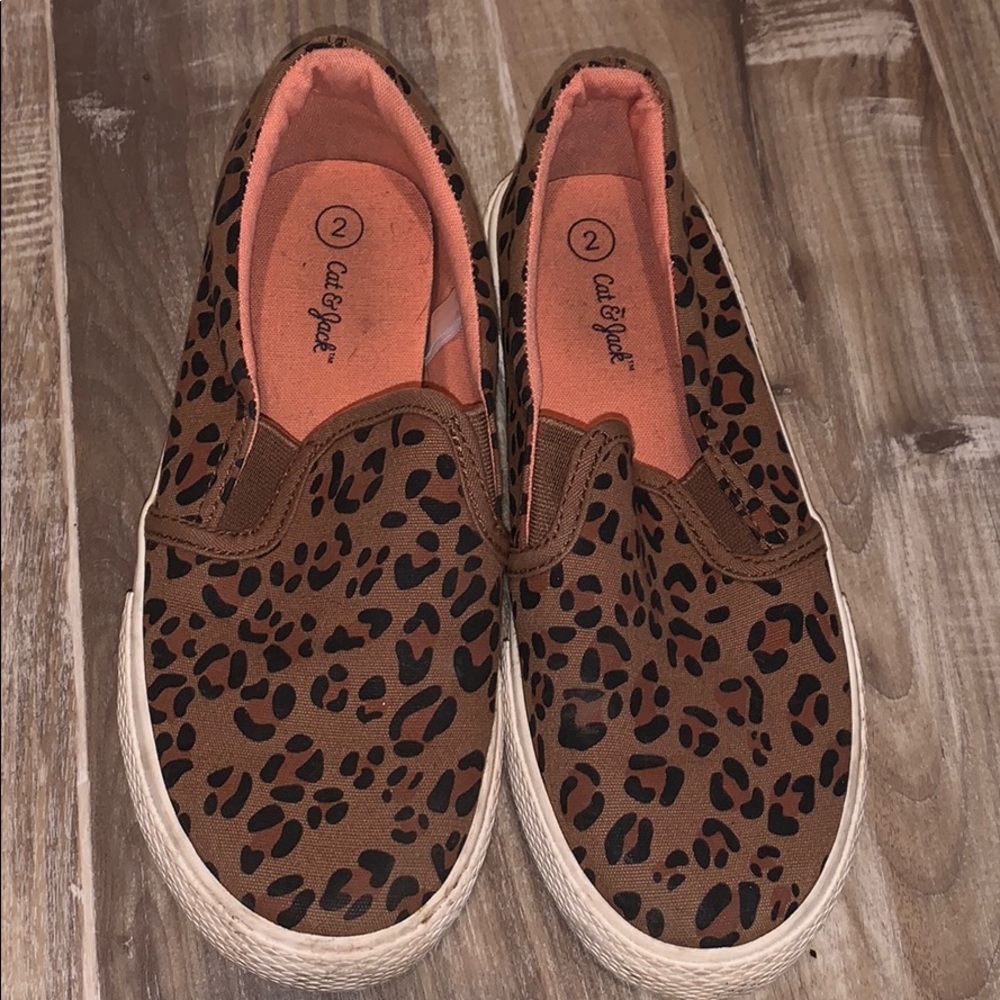 Girls leopard slip-ons